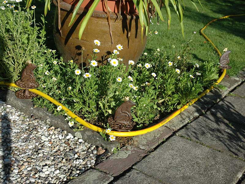 Nostalgische Gartenschlauchführung "Froschkönig" Gusseisen