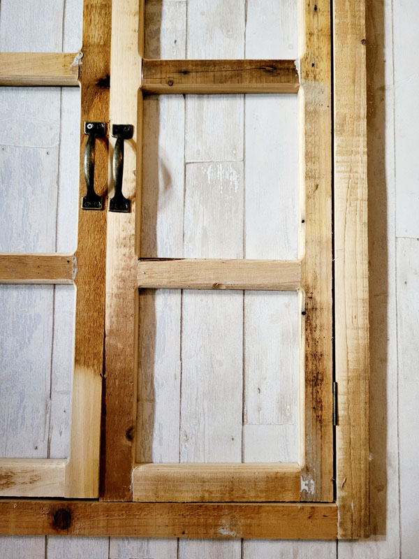 Holzfenster Deko braun