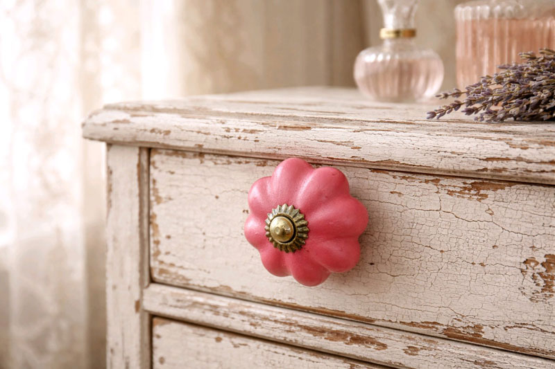 Romantischer Keramik Möbelknopf "pink"