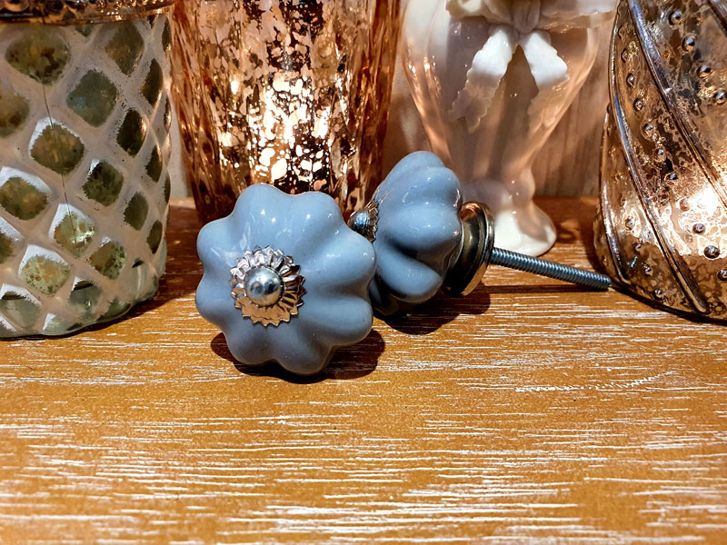 Möbelknopf lila grau