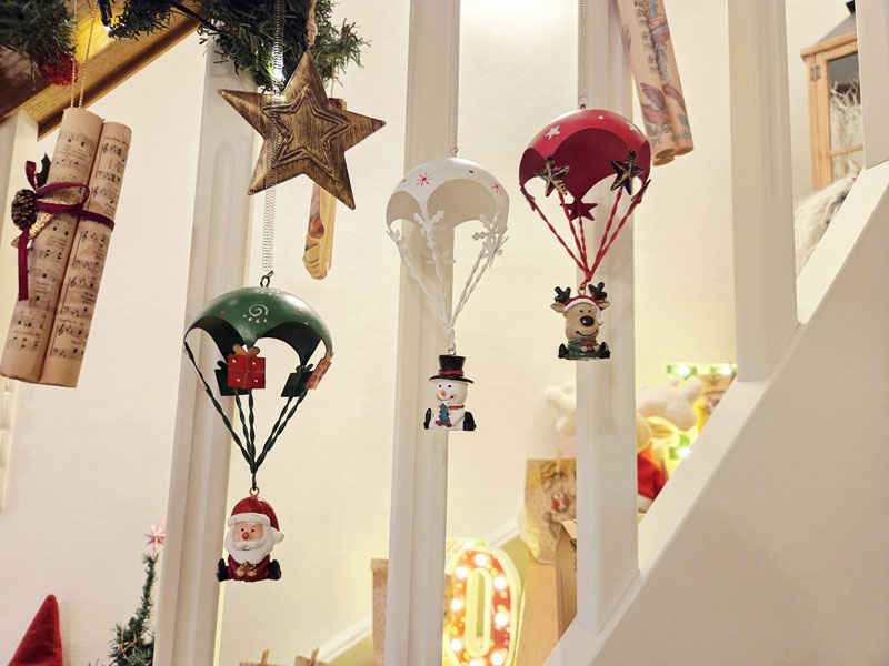 3er Set Weihnachts-Fallschirmspringer "Schneemann - Rentier - Santa" Metall