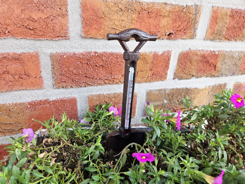 Thermometer "Schaufel" Gusseisen Beetstecker